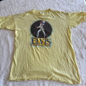 Elvis Graphic Yellow T-Shirt 1977 from Graceland gift shop size M